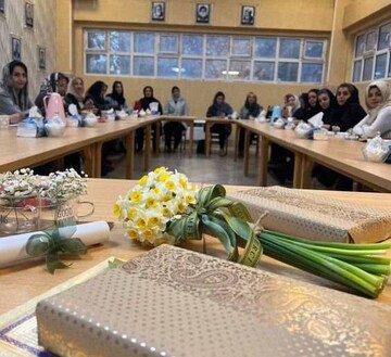 نشست مطالعاتی روز زن