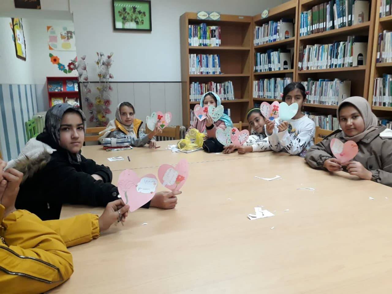 جشنوارهای از قصهگویی، سرود و کارگاههای هنری در کتابخانههای زنجان