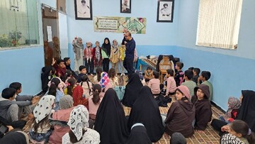 جشن میلاد حضرت فاطمه در کتابخانه عمومی جنت شهر داراب