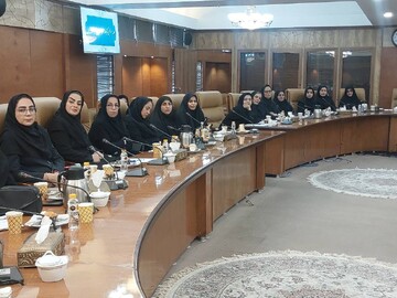 نشست صمیمی مدیر کل کتابخانه های عمومی استان تهران با مسئولین کتابخانه‌های عمومی شهرستان تهران