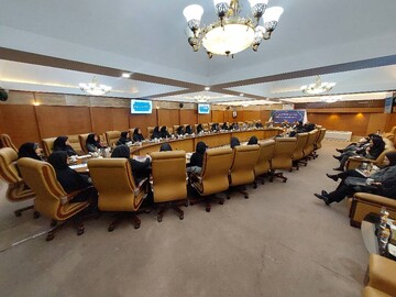 نشست صمیمی مدیر کل کتابخانه های عمومی استان تهران با مسئولین کتابخانه‌های عمومی شهرستان تهران