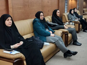 نشست صمیمی مدیر کل کتابخانه های عمومی استان تهران با مسئولین کتابخانه‌های عمومی شهرستان تهران