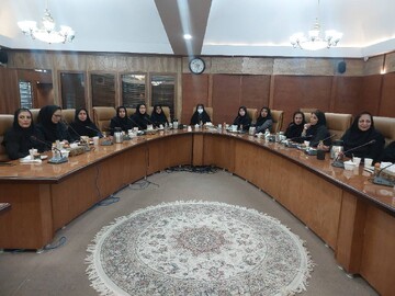 نشست صمیمی مدیر کل کتابخانه های عمومی استان تهران با مسئولین کتابخانه‌های عمومی شهرستان تهران