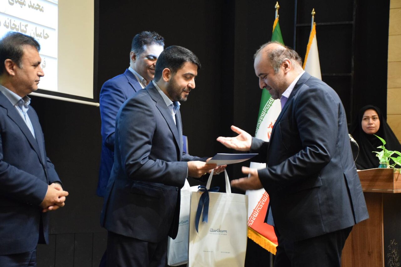 برگزیدگان حوزه کتاب و کتابخوانی در استان گیلان تقدیر شدند