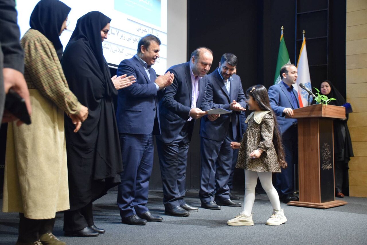 برگزیدگان حوزه کتاب و کتابخوانی در استان گیلان تقدیر شدند