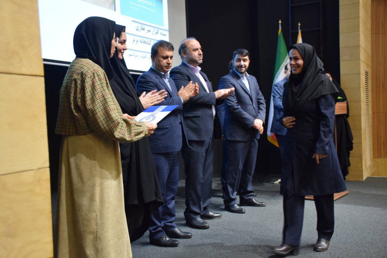 برگزیدگان حوزه کتاب و کتابخوانی در استان گیلان تقدیر شدند