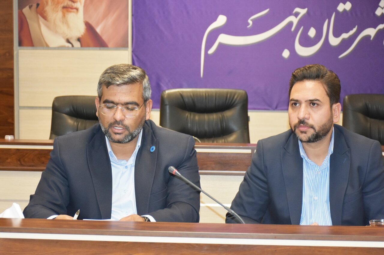 عزم جدی برای احداث کتابخانه مرکزی جهرم و احیای کتابخانه عمومی میرزا نصیرجهرمی