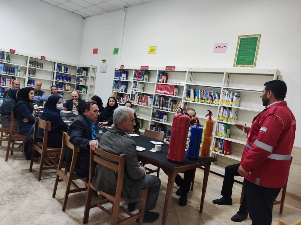 دوره اتش نشانی قزوین