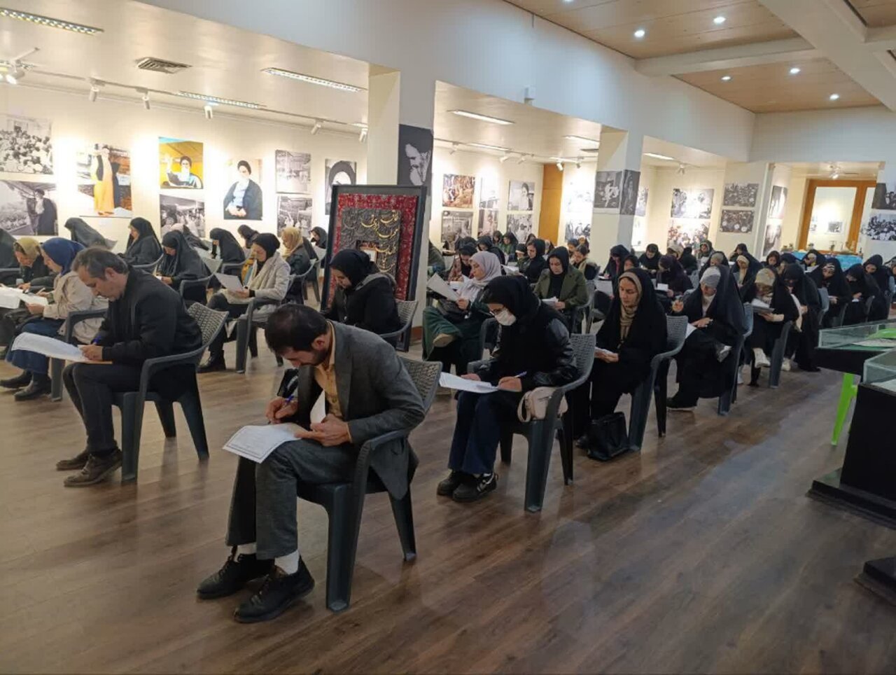 ترویج فرهنگ فاطمی در کتابخانه های عمومی استان مرکزی