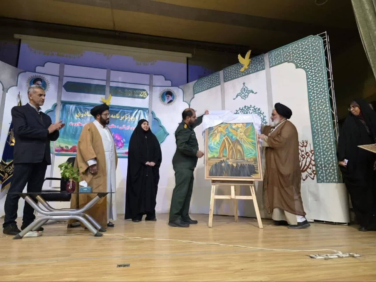 ترویج فرهنگ فاطمی در کتابخانه های عمومی استان مرکزی