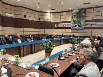 شب شعر «لاله‌های جاوید»