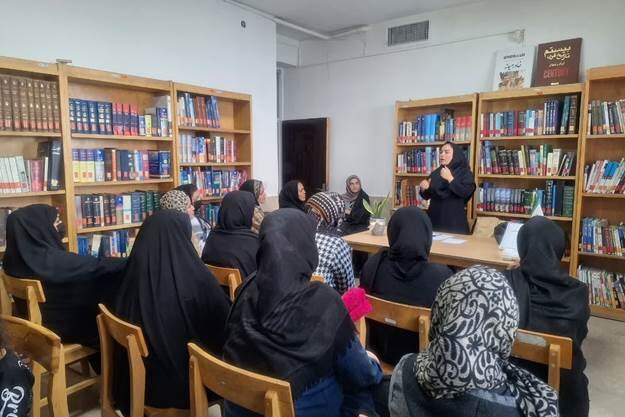 برگزاری کارگاه «فرزندپروری مدرن» در کتابخانه عمومی شهیدرجایی تربت‌جام