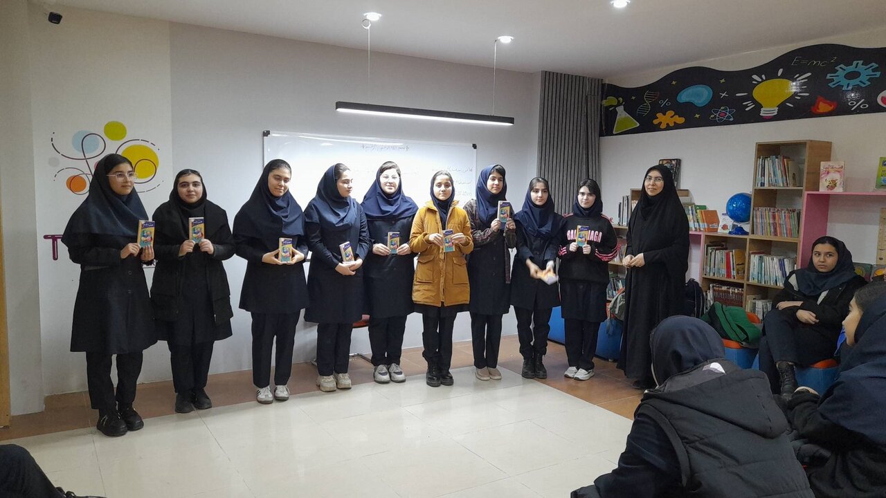 تالار علم و خلاقیت کتابخانه مرکزی ارومیه، محل تجمع علاقهمندان علوم