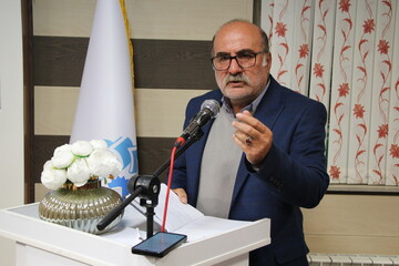 آیین رونمایی از «کتاب در کتاب» در شهر اراک