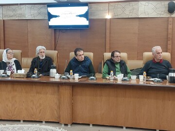 رونمایی از کتاب «پشت صحنه نوشتن» در کتابخانه مرکزی پارک شهر