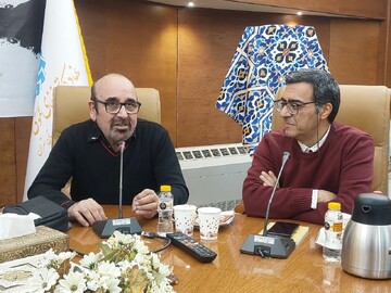 رونمایی از کتاب «پشت صحنه نوشتن» در کتابخانه مرکزی پارک شهر