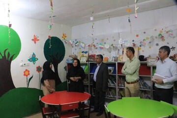 بازدید مدیرکل از کتابخانه های قشم