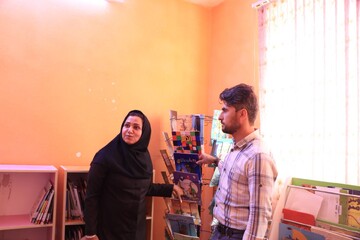 بازدید مدیرکل از کتابخانه های قشم