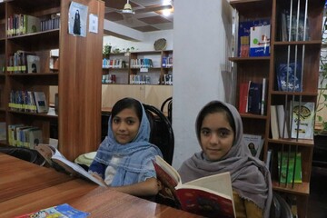 بازدید مدیرکل از کتابخانه های قشم