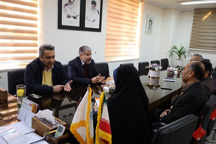 دیدار مسئولان شهرستان باروق با مدیرکل کتابخانههای عمومی آذربایجانغربی