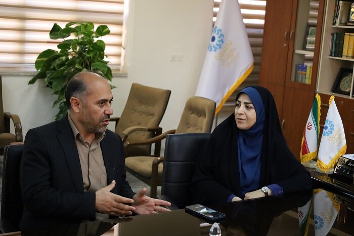 دیدار مسئولان شهرستان باروق با مدیرکل کتابخانههای عمومی آذربایجانغربی