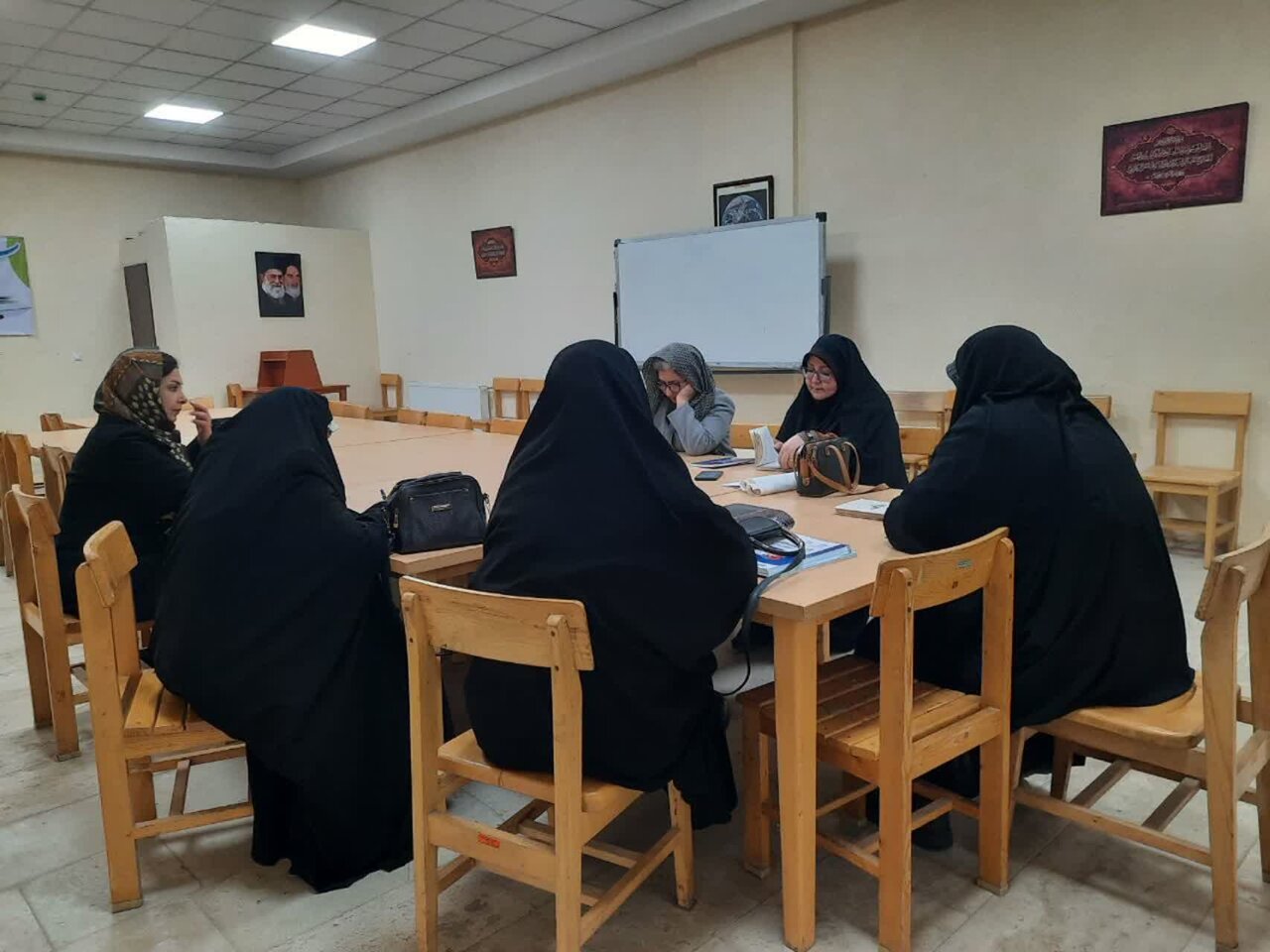 فعالیت‌های کتابخانه‌های عمومی استان مرکزی در راستای تحقق عدالت فرهنگی