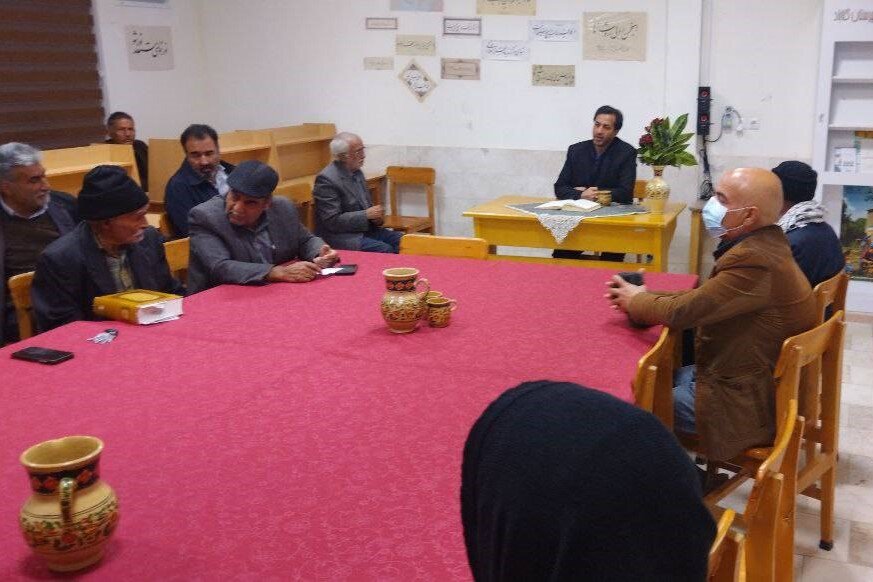 نشست ادبی با محوریت «مثنوی معنوی» در کتابخانه حاج‌عبدالهی نوقاب شهرستان گناباد