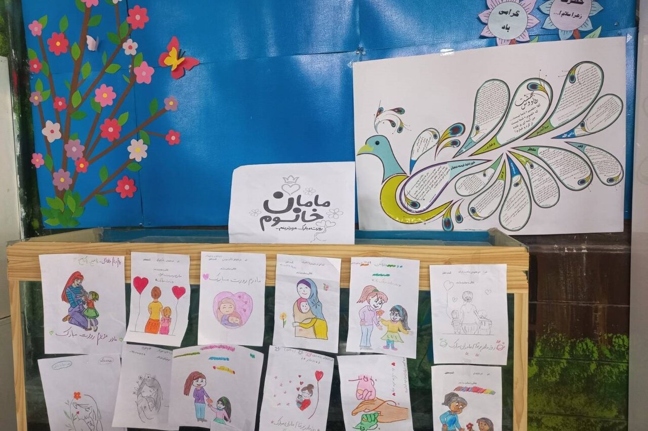 ترویج فرهنگ مطالعه و تکریم مادران در جشنهای فرهنگی کتابخانه