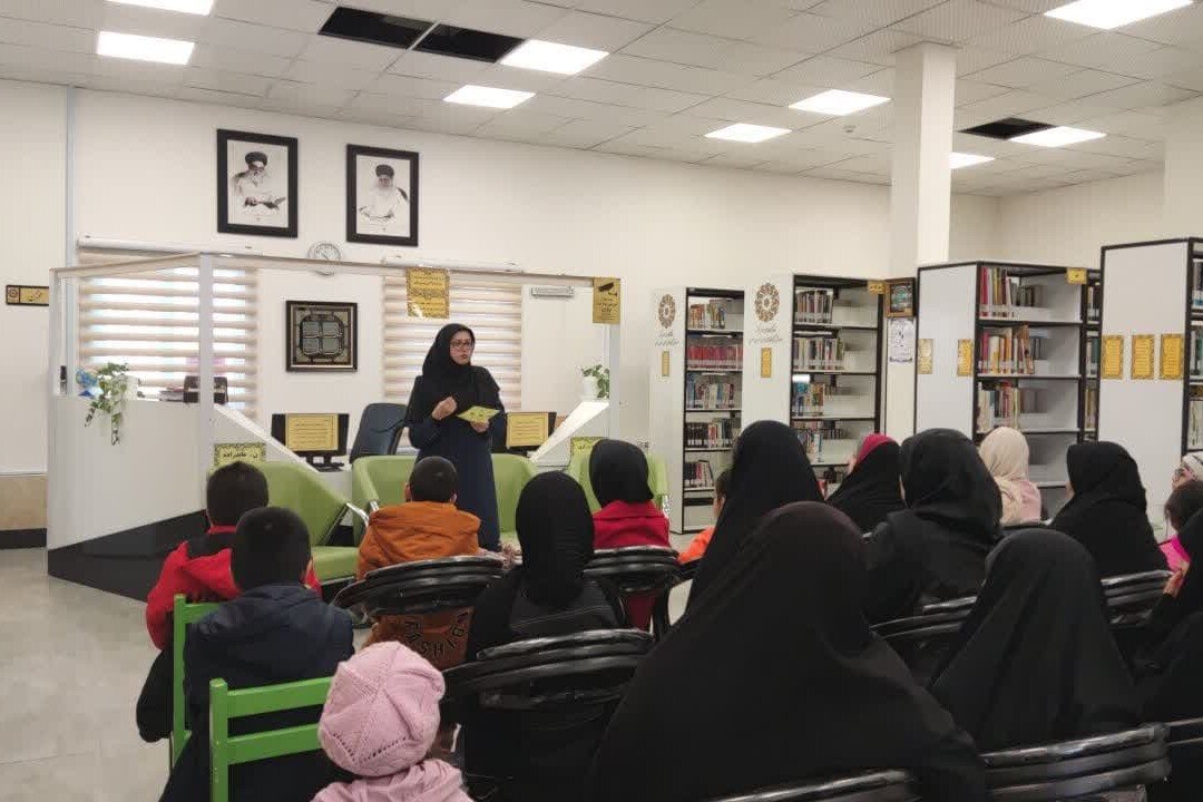 ترویج فرهنگ مطالعه و تکریم مادران در جشن‌های فرهنگی کتابخانه