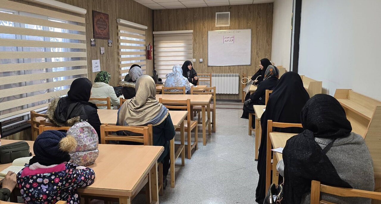 ترویج کتاب و کتابخوانی در کتابخانههای عمومی استان تهران