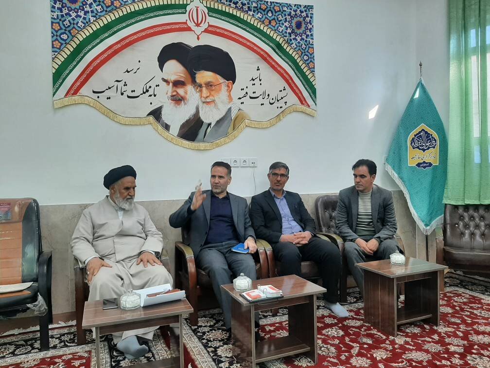 تسریع در ساخت کتابخانه روئین و پیگیری استقرار کتابخانه سیار در اسفراین