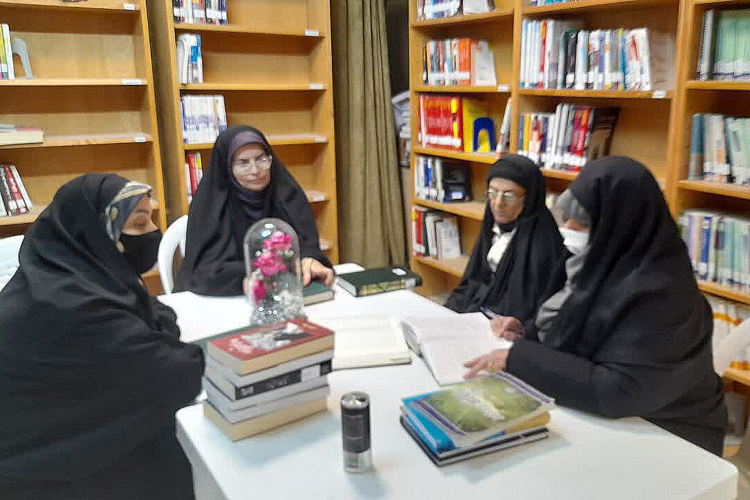 برگزازی فعالیتهای متنوع فرهنگی در کتابخانههای عمومی استان مرکزی