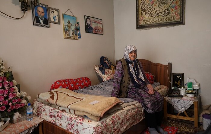 دیدار مدیرکل کتابخانههای عمومی آذربایجانغربی با خانواده شهید محمد ولیپور