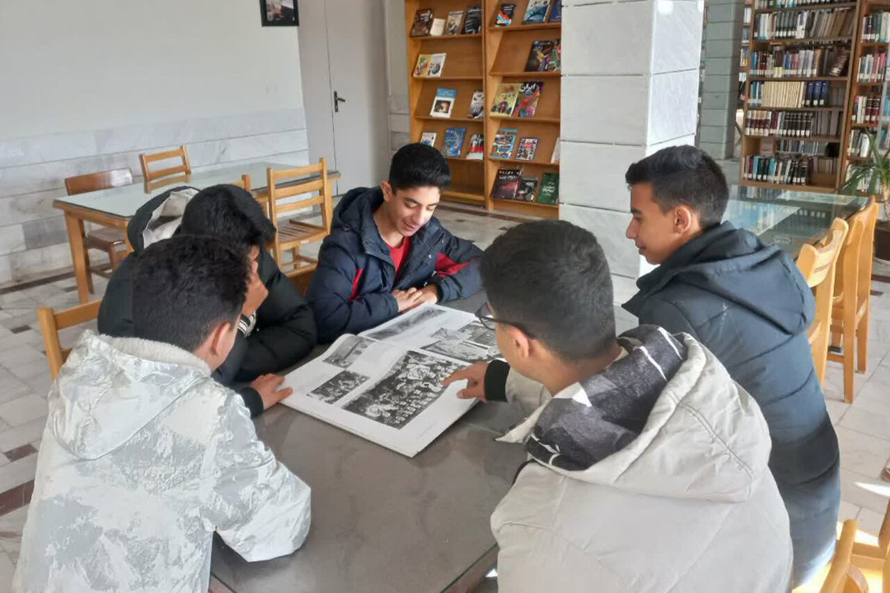 رویدادهای کتابخوانی پرنشاط در کتابخانههای عمومی استان مرکزی