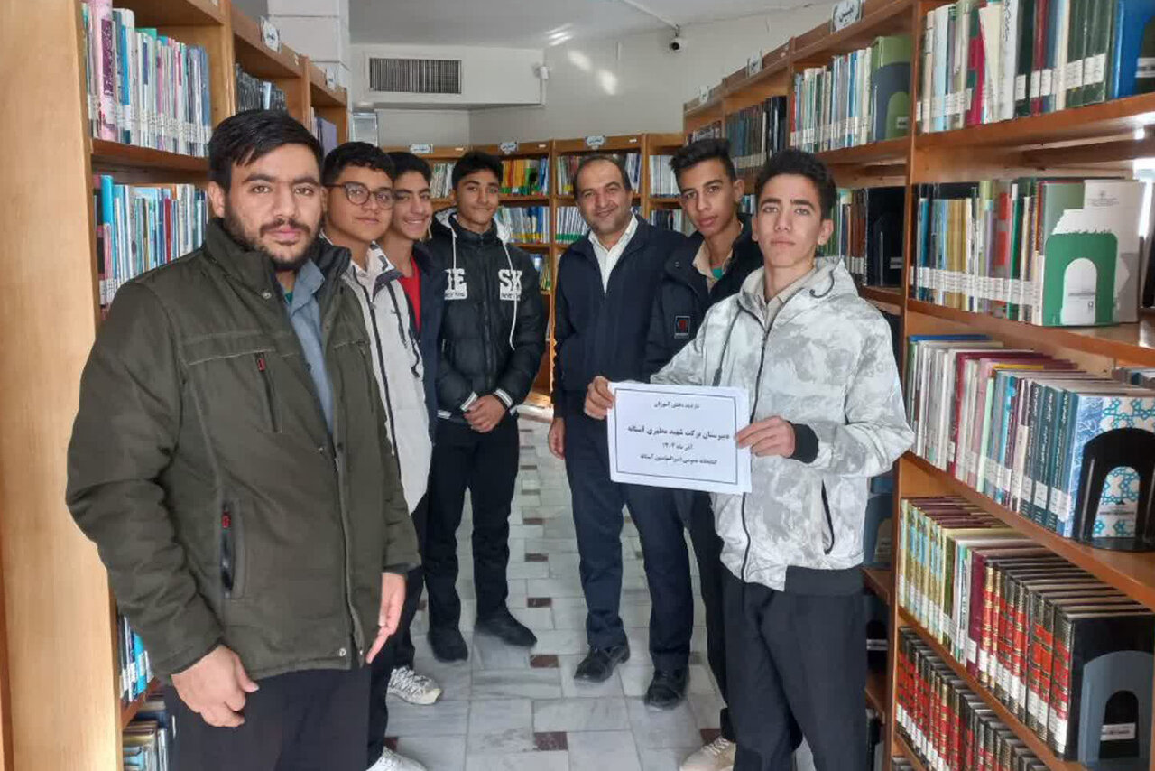 رویدادهای کتابخوانی پرنشاط در کتابخانههای عمومی استان مرکزی