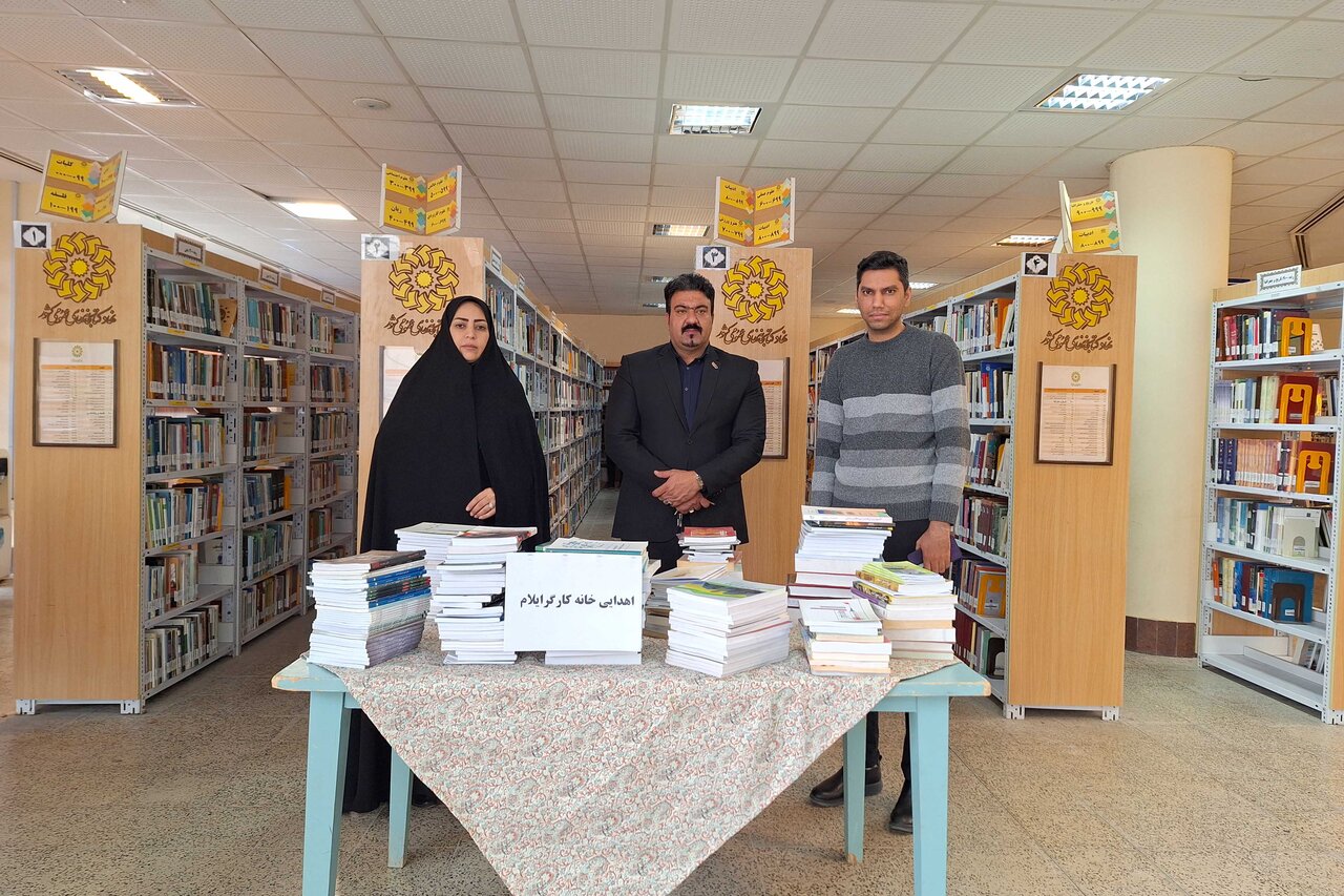 دیدار مدیرکل کتابخانههای عمومی استان ایلام با سرپرست اجرایی خانه کارگر استان