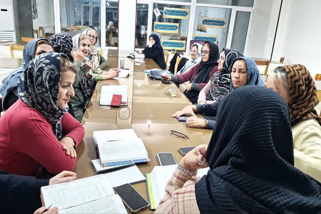 برگزاری محافل ادبی در کتابخانههای عمومی استان مرکزی