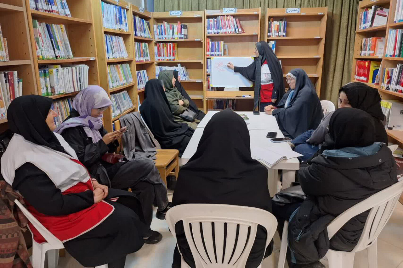 برگزاری محافل ادبی در کتابخانههای عمومی استان مرکزی