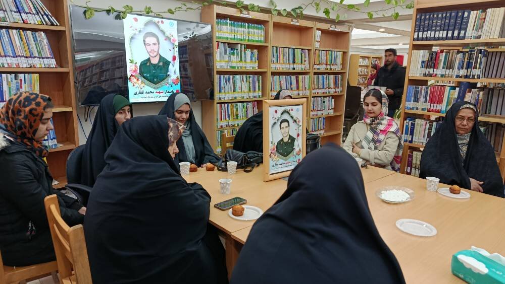 برگزاری ویژه برنامه روایت مادری در کتابخانه عمومی کوثر شهرستان خرمدره