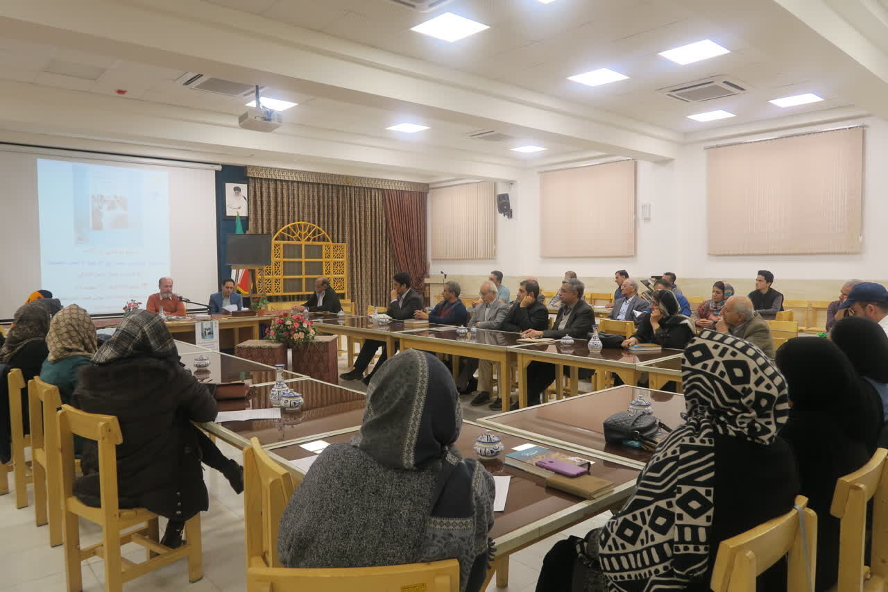 کتابخانه عمومی دکتر محمد جوادی؛ پایگاهی پویا برای اهالی صفائیه یزد