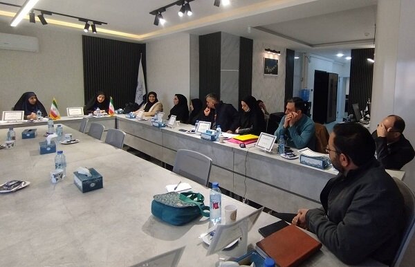 انجمن خیرین و کارگروه کتابداران، دو تکیهگاه قوی کتابخانههای عمومی استان هستند