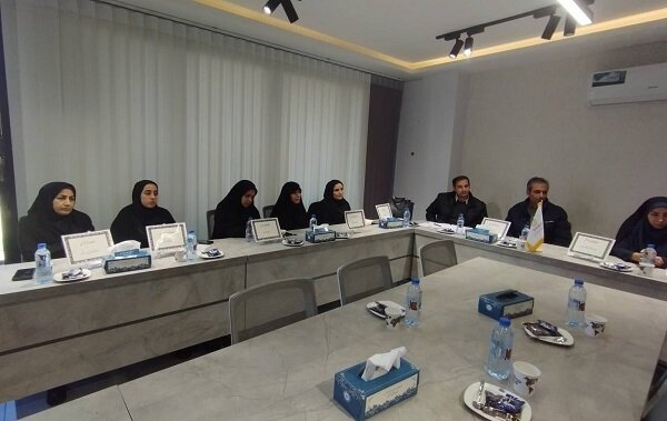 انجمن خیرین و کارگروه کتابداران، دو تکیهگاه قوی کتابخانههای عمومی استان هستند