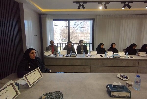 انجمن خیرین و کارگروه کتابداران، دو تکیهگاه قوی کتابخانههای عمومی استان هستند