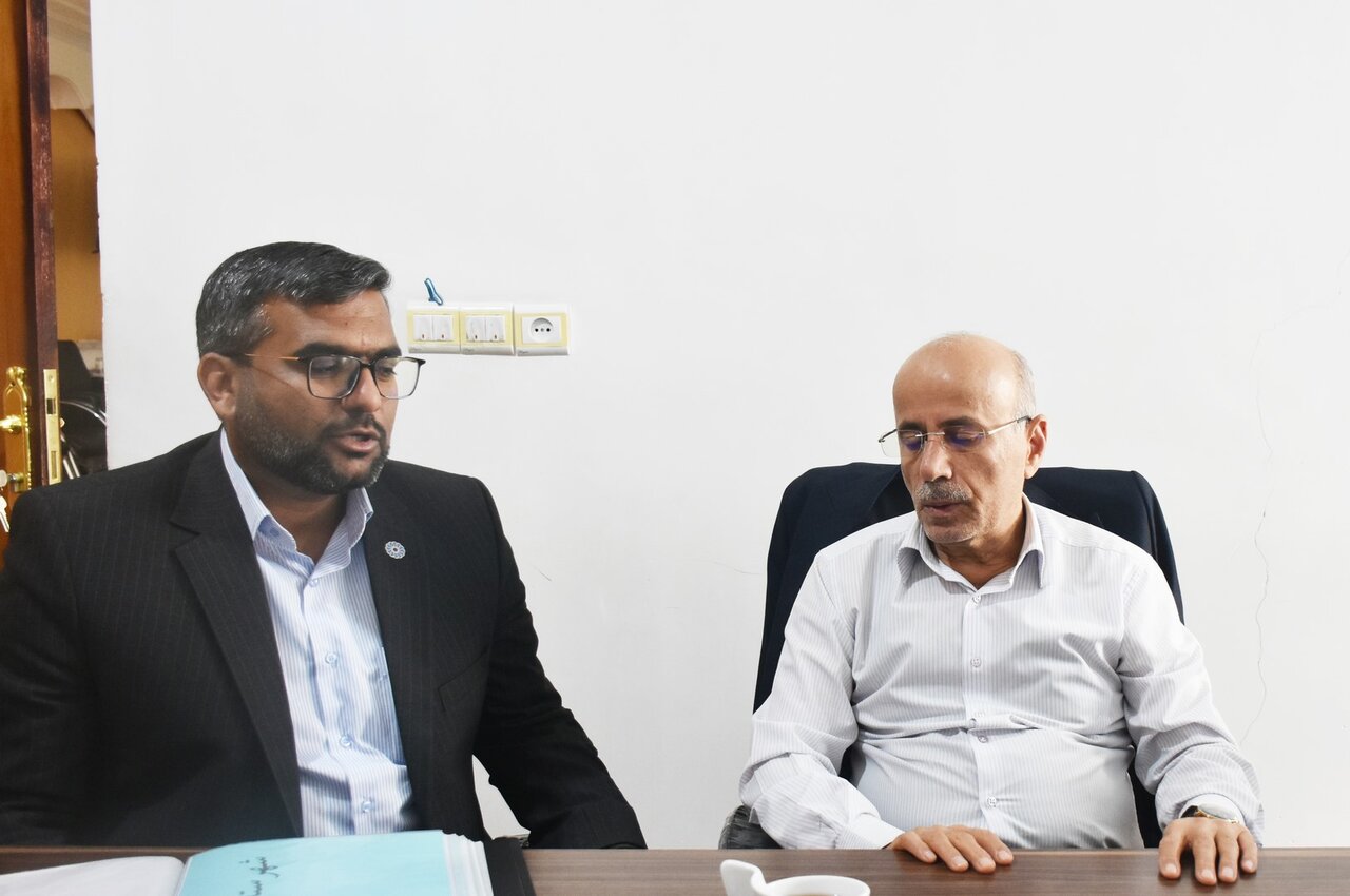 تأکید بر تعیین تکلیف کتابخانه مرکزی لامرد و اتمام پروژه‌ها