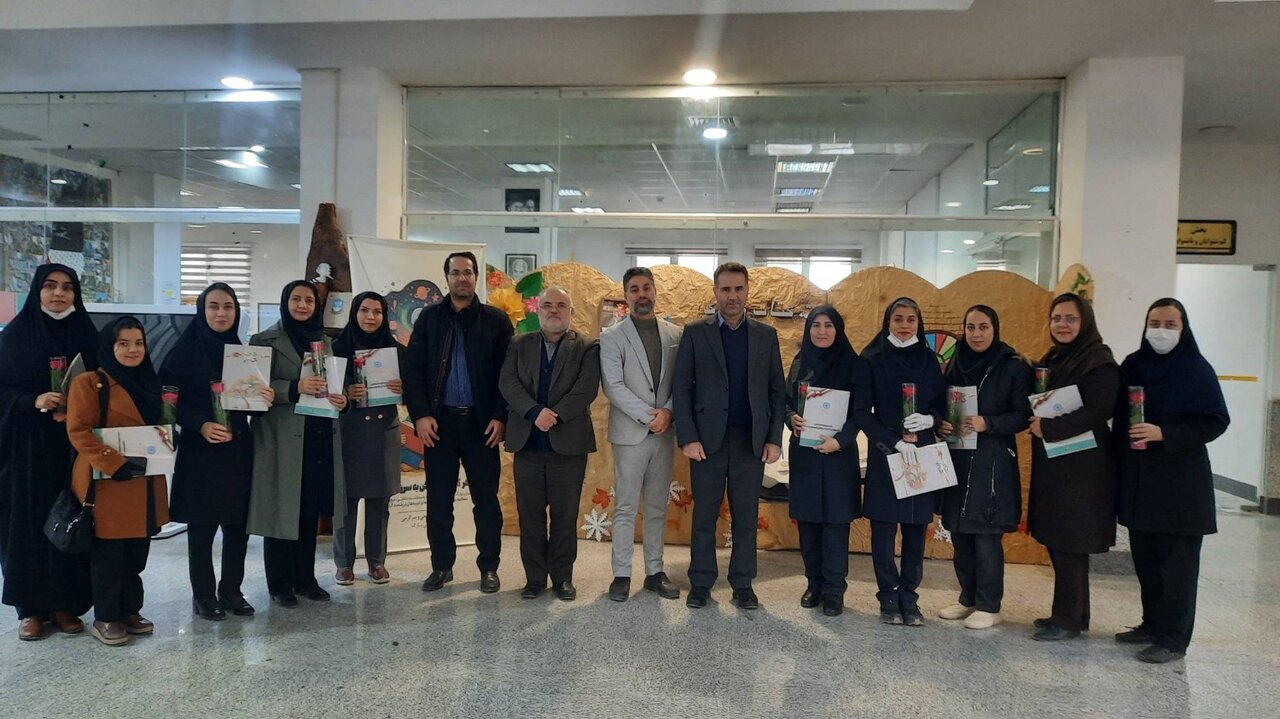 گرامیداشت مقام مادر در کتابخانه های عمومی استان خراسان شمالی