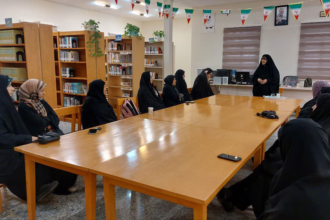 گرامیداشت روز پژوهش در کتابخانه‌های عمومی استان مرکزی