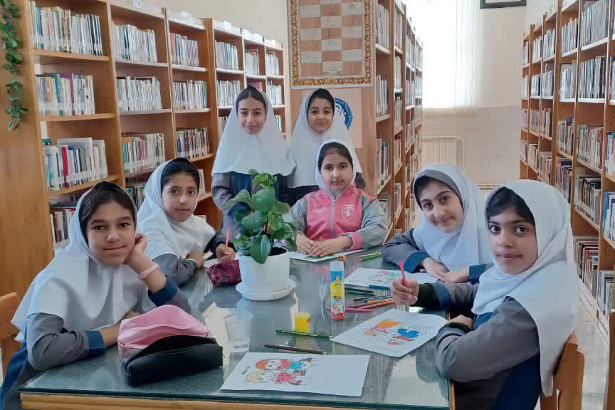 کتابداران استان مرکزی به استقبال شب یلدا رفتند