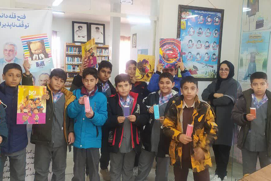 گرامیداشت روز پژوهش در کتابخانه‌های عمومی استان مرکزی