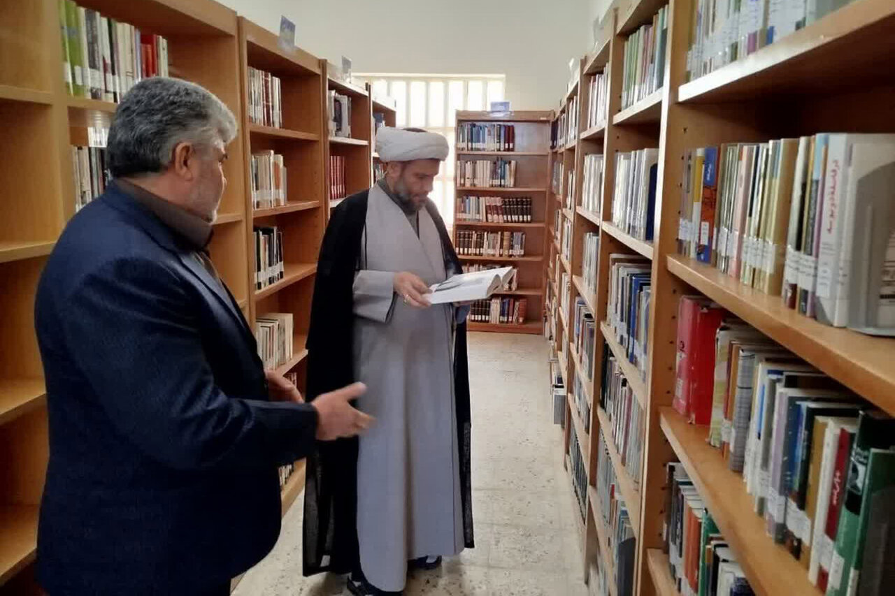 گرامیداشت روز پژوهش در کتابخانه‌های عمومی استان مرکزی