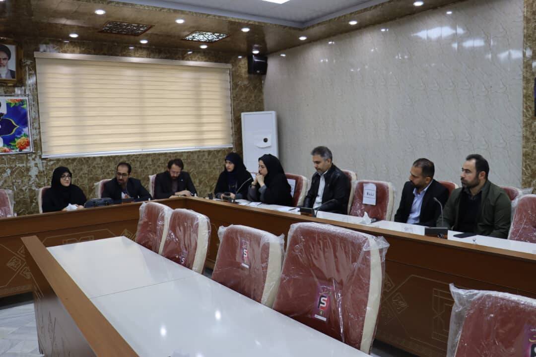 تکمیل پروژه‌های کتابخانه‌ای دورود در جلسه انجمن کتابخانه‌های عمومی این شهرستان